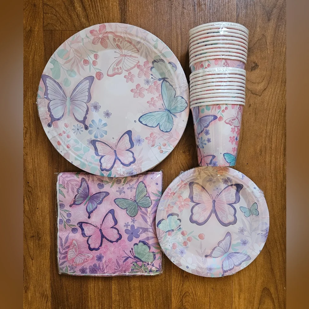 New Butterfly Party Supplies Set - Pink and Purple